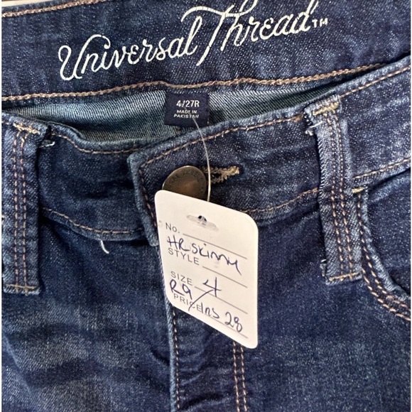 B6.9 Universal Thread High Rise Skinny Jeans 4 - Picture 3 of 3